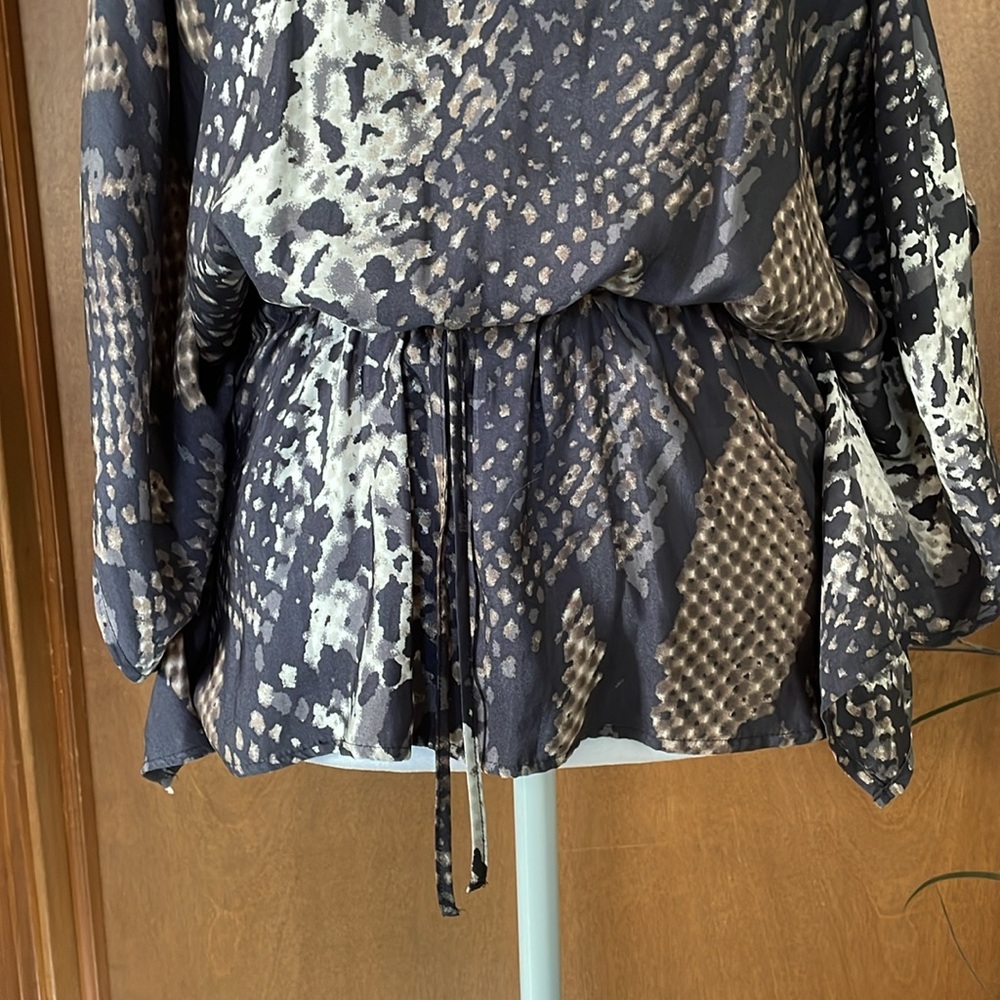 Python Print Batwing Blouse by Express - Picture 3 of 16